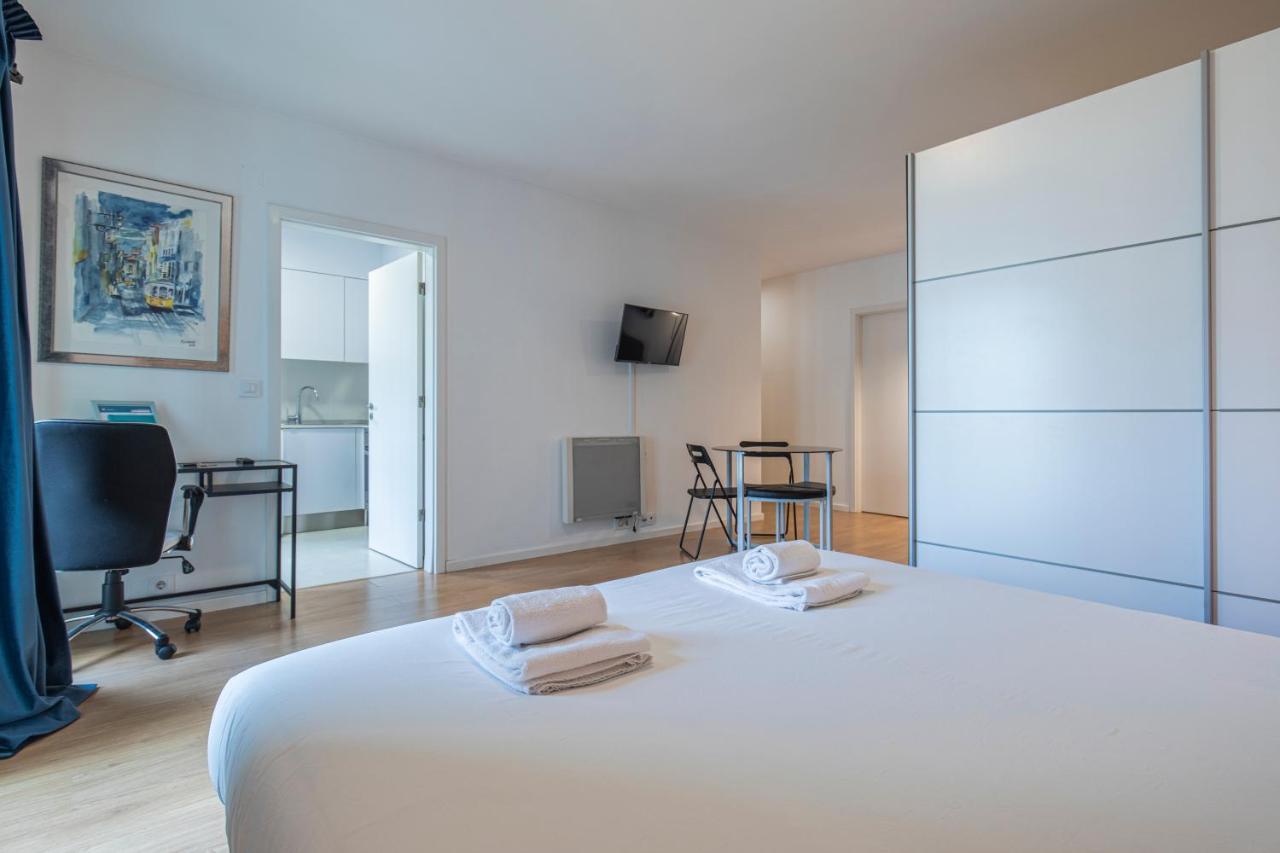 Bright & Comfy Flat In Lisbon By Lovelystay מראה חיצוני תמונה